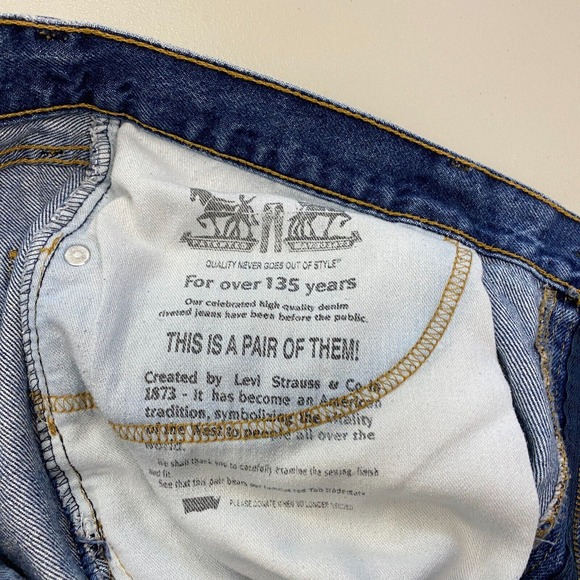 Levis 505 Regular Fit Mens 40x30 Straight Leg Jeans Blue Medium Wash 505 0216 - Picture 14 of 16